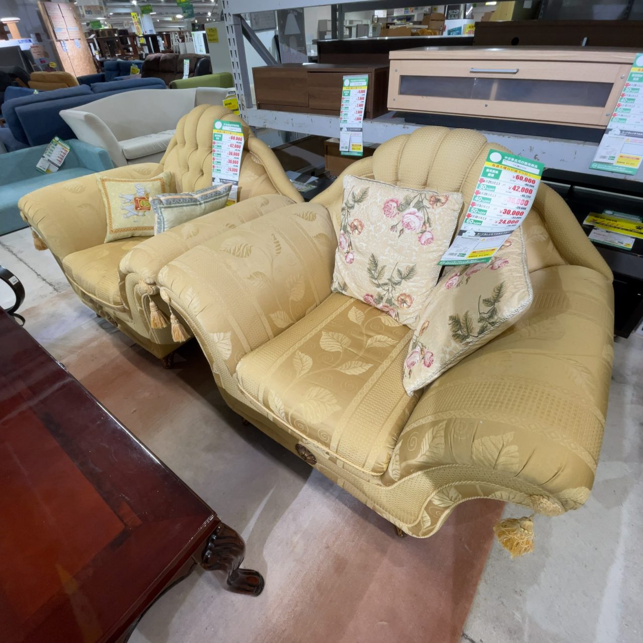 SOLD】1人掛けｿﾌｧ(No:1258844-45/在庫2台) – 沖縄の家具・家電・健康 