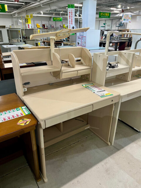 学習デスク – 沖縄の家具・家電・健康器具・インテリア用品などの中古