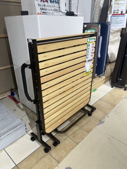 ベッド – 沖縄の家具・家電・健康器具・インテリア用品などの中古品