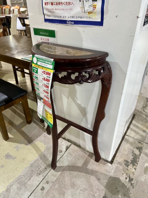ｻｲﾄﾞﾃｰﾌﾞﾙ – 沖縄の家具・家電・健康器具・インテリア用品などの中古品