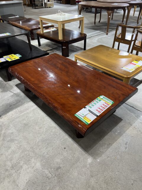 座卓 – 沖縄の家具・家電・健康器具・インテリア用品などの中古品代行